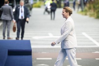 La Première ministre danoise Mette Frederiksen a affirmé que le Danemark allait soutenir l'Ukraine dans son parcours vers l'adhésion à l'UE. Une déclaration faite en marge de la venue du président ukrainien Volodymy Zelenzsky à Aarhus. KEYSTONE/EPA/IRIS VAN DEN BROEK